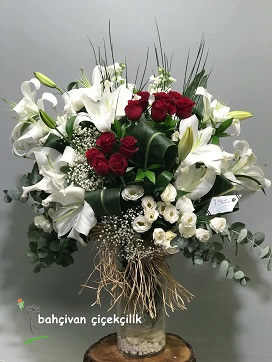 Lüks Cam Vazo Aranjmanı